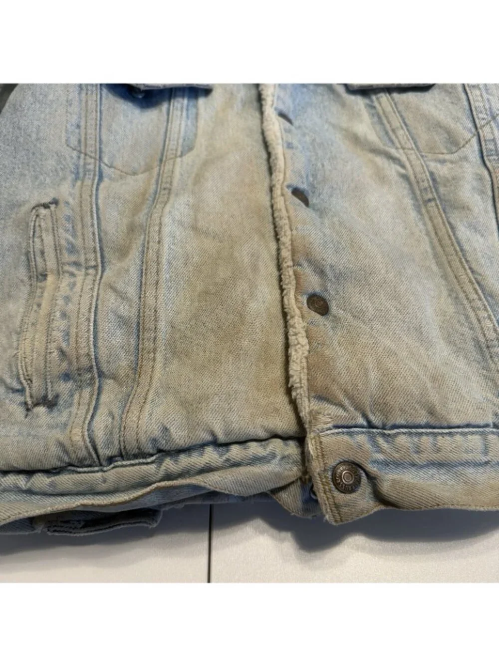 Vintage 80s Levi's Sherpa Denim Jacket Mens Small S Light Wash Made in USA